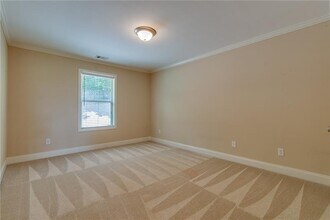 3590 Falling Leaf Ln in Cumming, GA - Building Photo - Building Photo