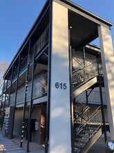 615 Upson St in Austin, TX - Building Photo - Building Photo