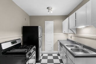 Flanagan Flats in Birmingham, AL - Foto de edificio - Interior Photo