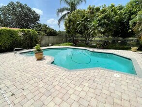 6448 Sweet Maple Ln in Boca Raton, FL - Building Photo - Building Photo