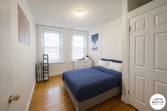 165 Hemenway St, Unit 17 in Boston, MA - Building Photo - Building Photo