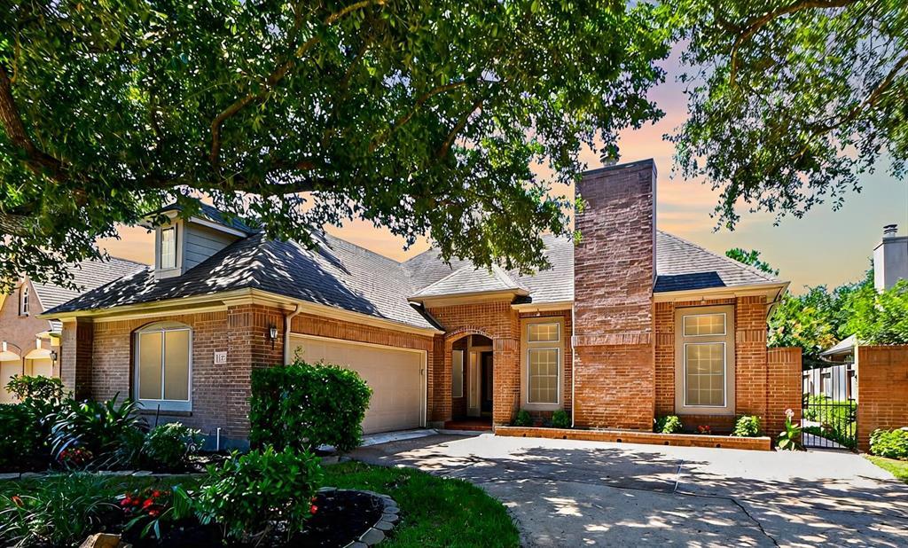 13731 Senca Park Dr in Houston, TX - Building Photo
