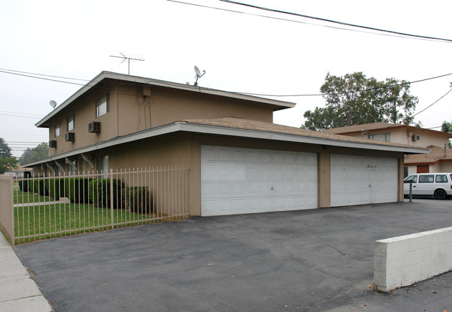 16805 Randall Ave in Fontana, CA - Building Photo - Building Photo