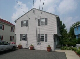 88 North St, Unit 1 in Medford, MA - Building Photo