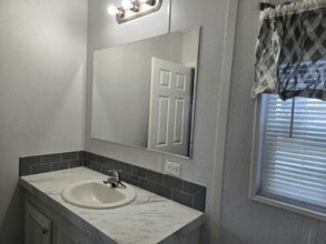 4945 US-92 in Auburndale, FL - Foto de edificio - Building Photo