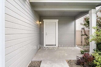 6049 S Carlburg Ave in Boise, ID - Building Photo - Building Photo