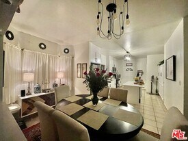 1732 Hauser Blvd in Los Angeles, CA - Building Photo