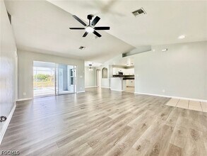 714 Knox Ave S in Lehigh Acres, FL - Building Photo - Building Photo