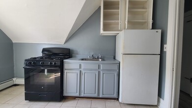 2511 John F Kennedy Blvd in Jersey City, NJ - Building Photo - Building Photo