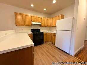 35 Adamson St in Boston, MA - Building Photo - Building Photo