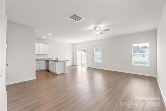 2238 Transatlantic Ave in Charlotte, NC - Building Photo - Building Photo