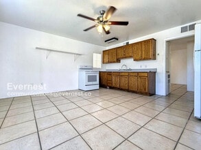 2525 E Willetta St in Phoenix, AZ - Building Photo - Building Photo