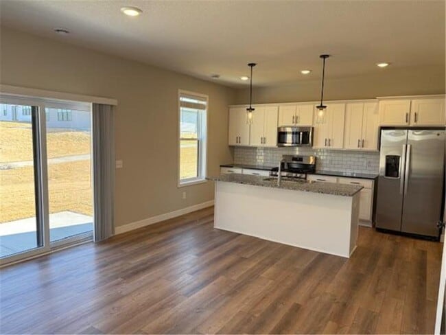 property at 5370 Robinwood Ct