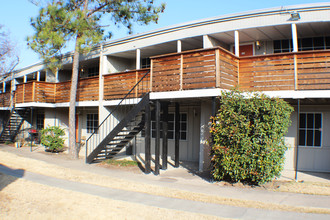 Residence at Midtown in Dallas, TX - Building Photo - Building Photo