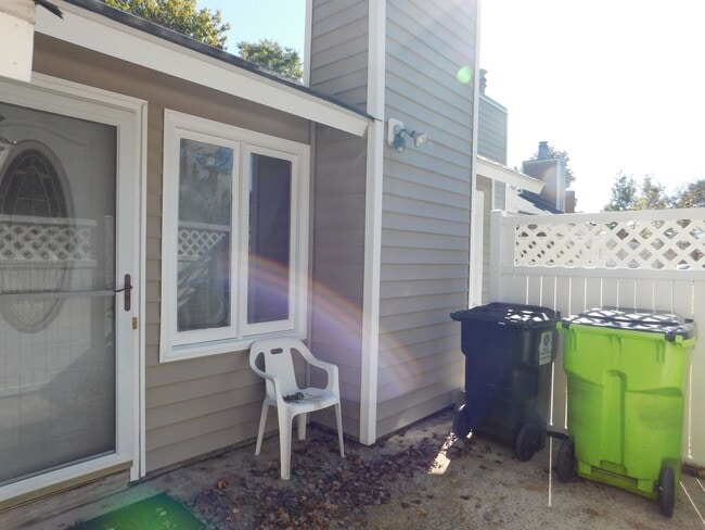 1512 College Way in New Bern, NC - Building Photo - Building Photo