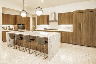 77467 Huntley Dr in Indian Wells, CA - Building Photo - Building Photo