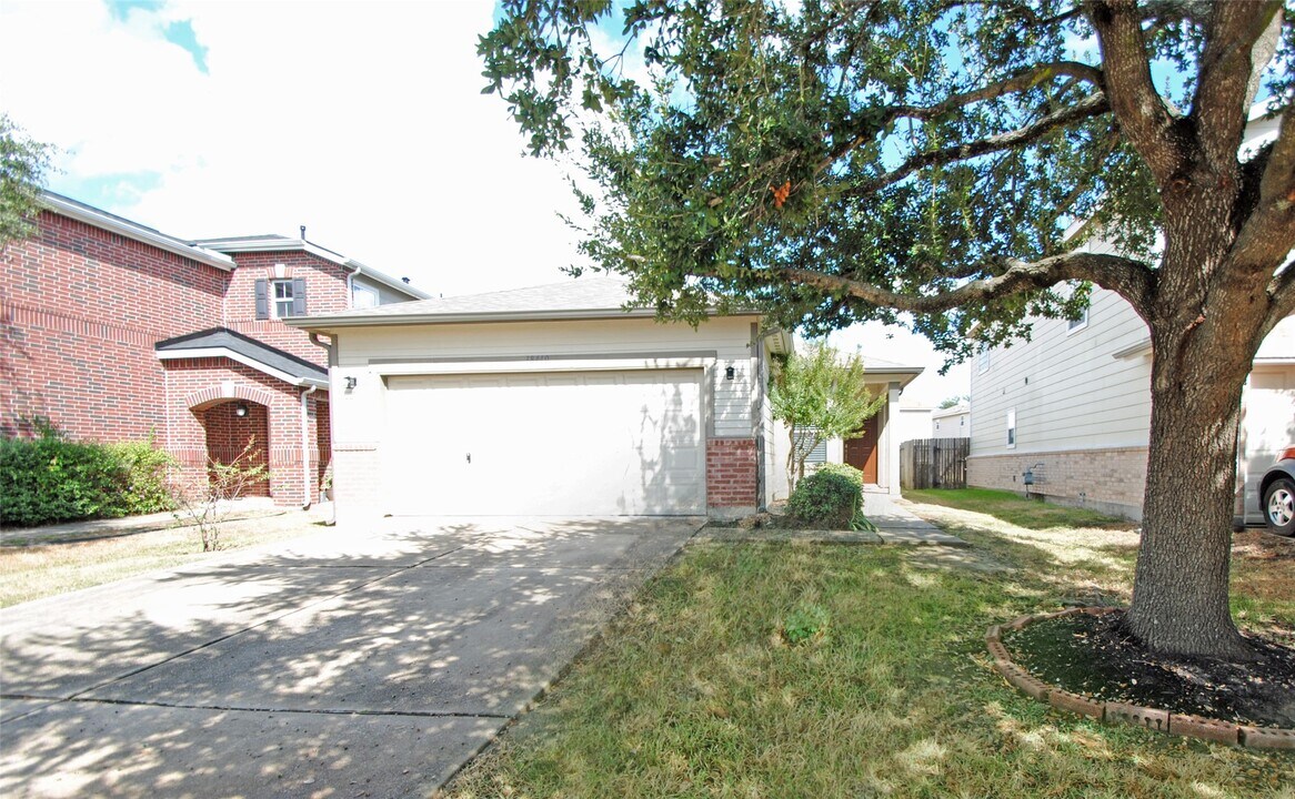 18410 Fair Grange Ln in Cypress, TX - Building Photo