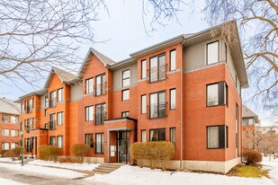 3280 St in Lachine, QC - Building Photo
