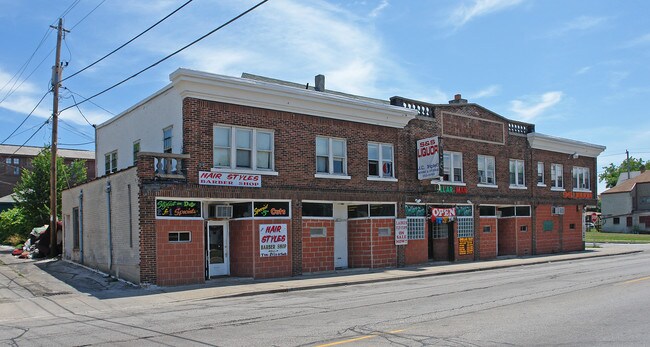 3200 N 27th St in Milwaukee, WI - Building Photo - Building Photo