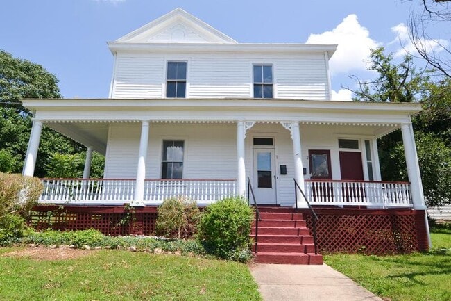 property at 470 Rivermont Ave