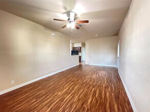 1375 Loop 332 in Liberty Hill, TX - Building Photo - Building Photo