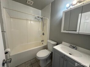 69 Maple Ave in Keansburg, NJ - Building Photo - Building Photo