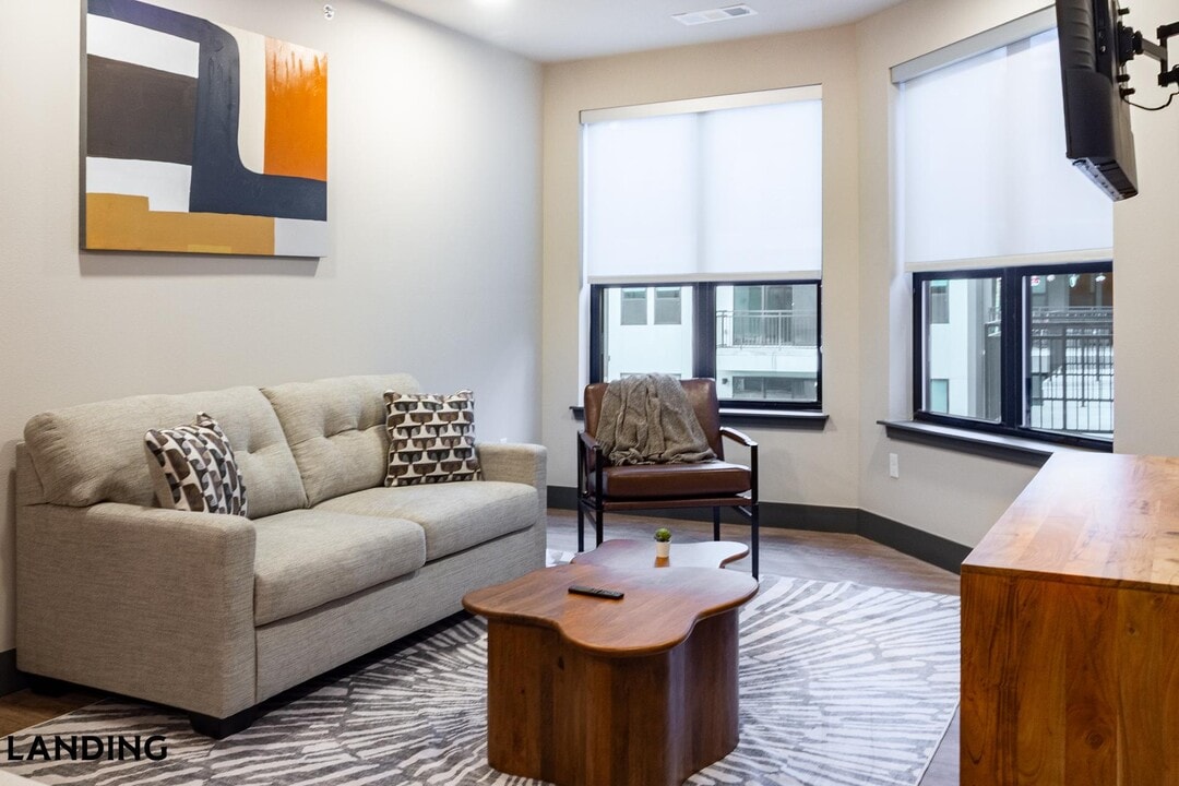 415 E 2nd St S, Unit 1120 in Tulsa, OK - Building Photo