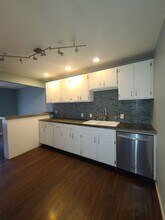 1113 Laura Dr in Champaign, IL - Building Photo - Building Photo