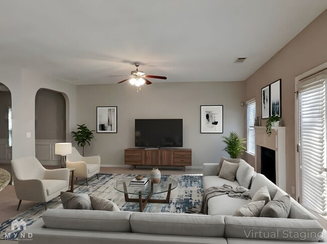 1576 Pressley Ln in Mcdonough, GA - Foto de edificio - Building Photo