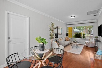 3409 W El Prado Blvd in Tampa, FL - Building Photo - Building Photo