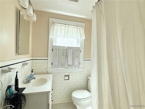 245 Hamilton Dr in Buffalo, NY - Building Photo - Building Photo