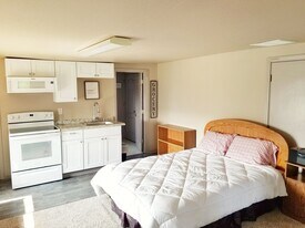 3325 SW Hailey Ave in Pendleton, OR - Building Photo