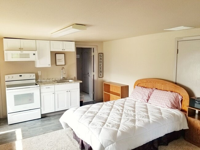 property at 3325 SW Hailey Ave