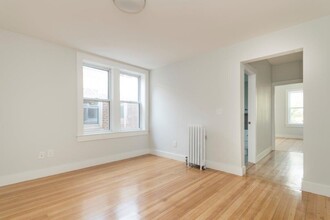 27 South St, Unit 12 in Boston, MA - Building Photo - Building Photo