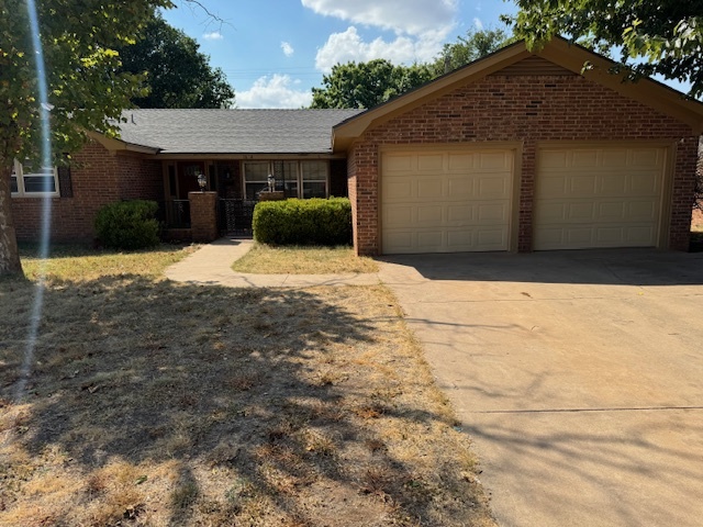 1604 Bangor Ave in Lubbock, TX - Building Photo