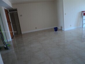 1301 NE 7th St in Hallandale Beach, FL - Building Photo - Building Photo