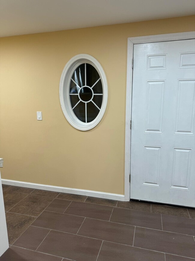 5 View Ct in Centereach, NY - Building Photo - Building Photo