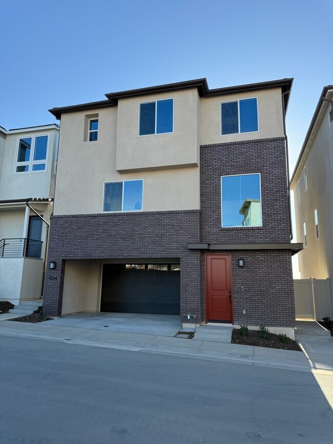 property at 424 Bunsen St