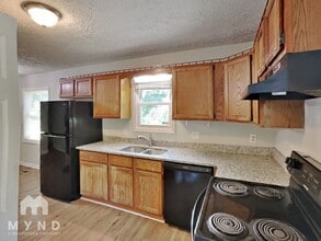 7610 Denon Hills Dr in Charlotte, NC - Building Photo - Building Photo