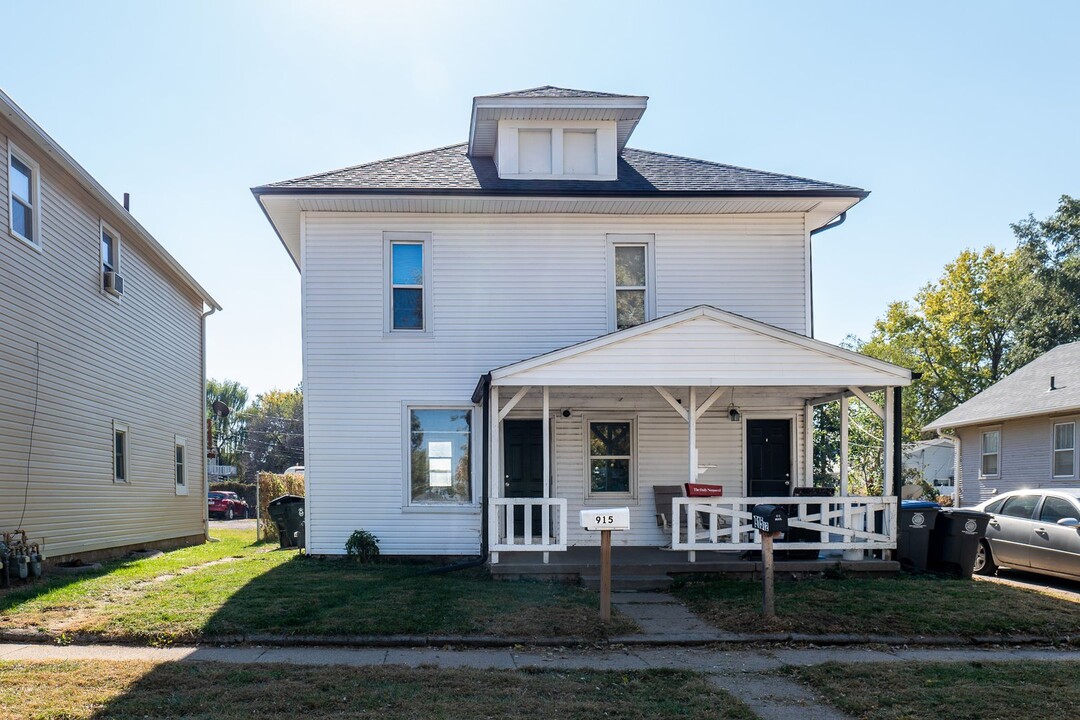 915 Avenue D in Council Bluffs, IA - Building Photo