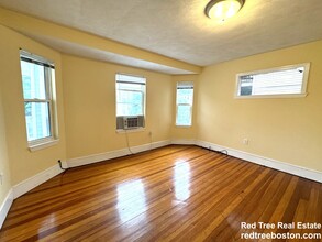 4057 Washington St, Unit 2 in Boston, MA - Building Photo - Building Photo