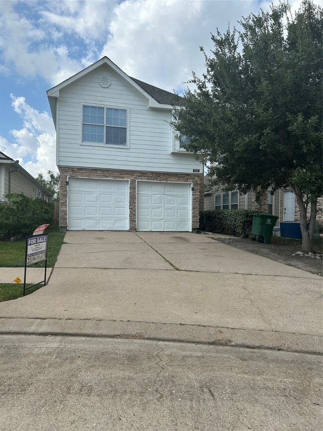 7842 Winding Creek View