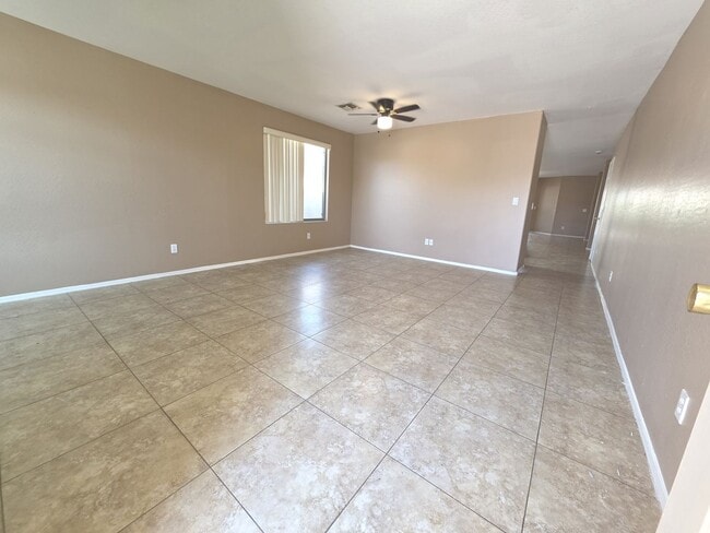 3792 W Santa Cruz Ave in San Tan Valley, AZ - Building Photo - Building Photo