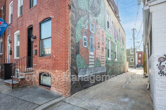 3301 Fleet St in Baltimore, MD - Building Photo - Building Photo