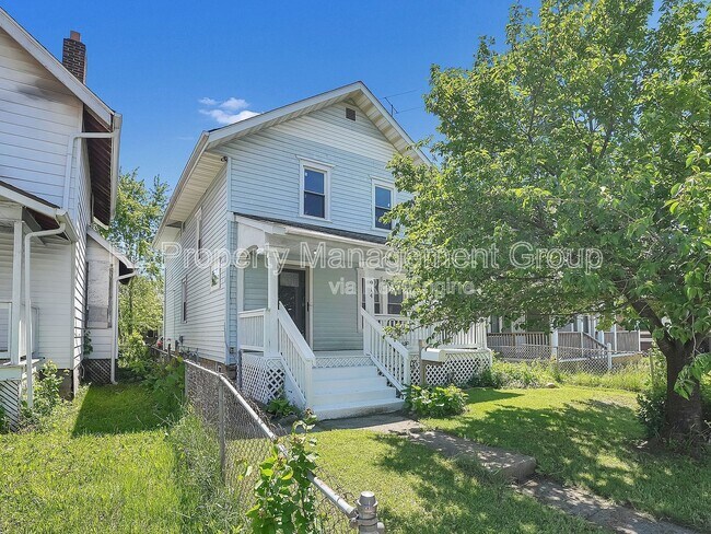 property at 914 Lockbourne Rd
