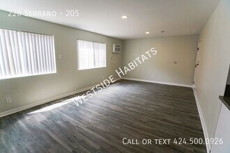 226 Serrano Ave in Los Angeles, CA - Building Photo - Building Photo