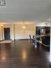 200 Manning Rd in Tecumseh, ON - Building Photo - Building Photo