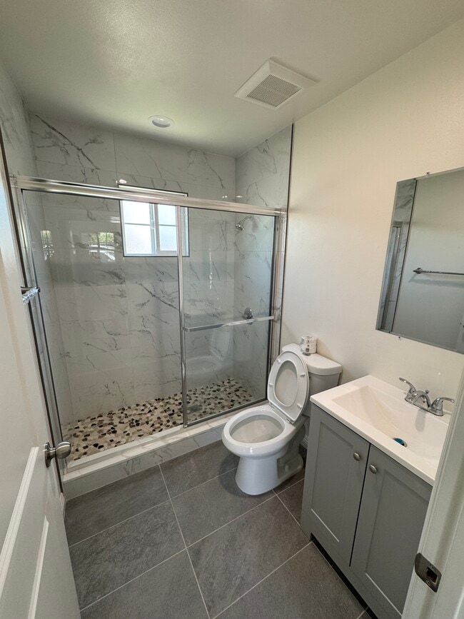 property at 1419 S 2nd St