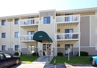 Evergreen Terrace in Des Moines, IA - Foto de edificio - Building Photo