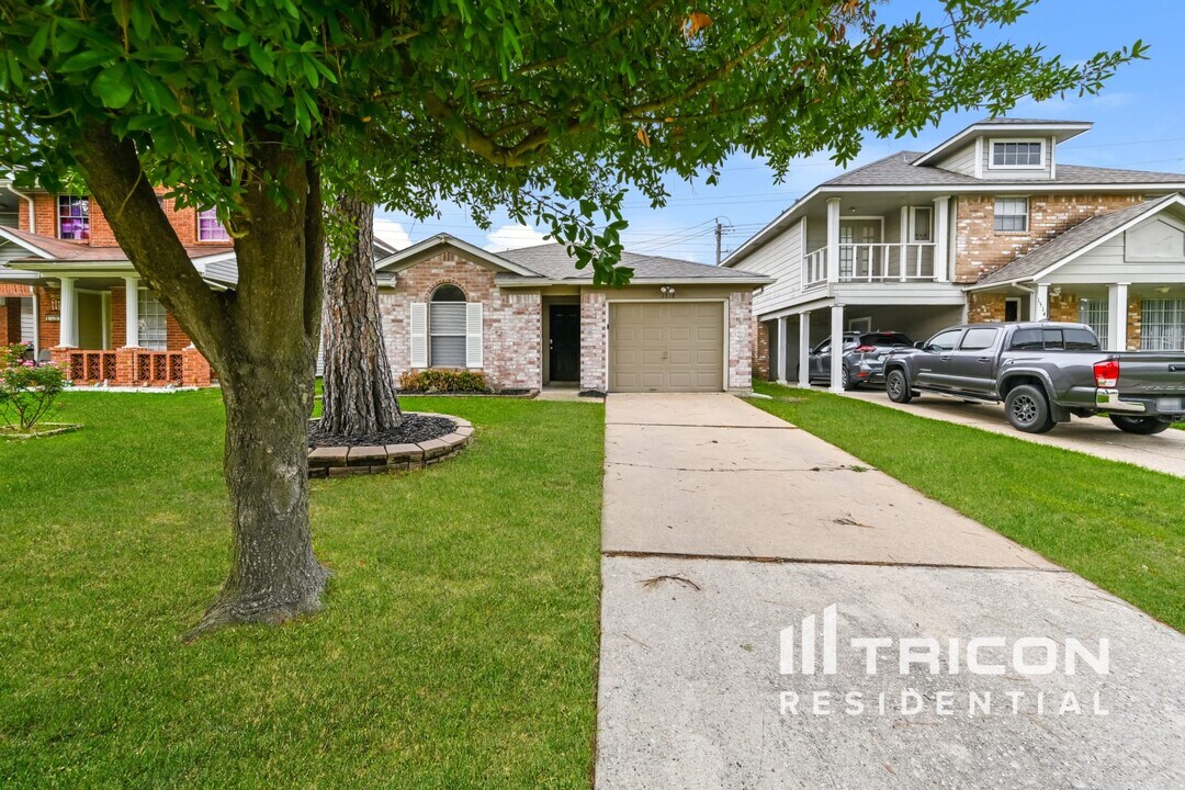 1518 Carbonear Dr in Channelview, TX - Building Photo